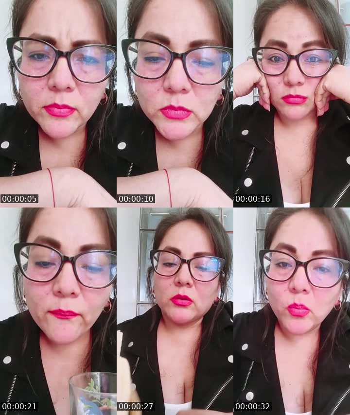 Likee live: ✨Negrita✨ by @Papacito_Mio